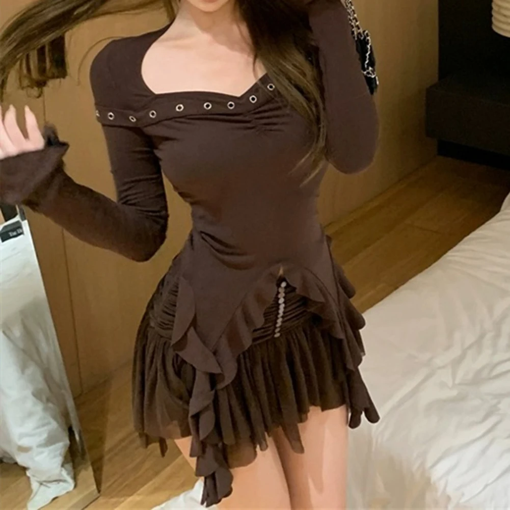 Koszulka z nieregularną talią i kwadratowym dekoltem Casualowa okazja Zupełnie nowy styl casualowy z długim rękawem Slim Fit w jednolitym kolorze