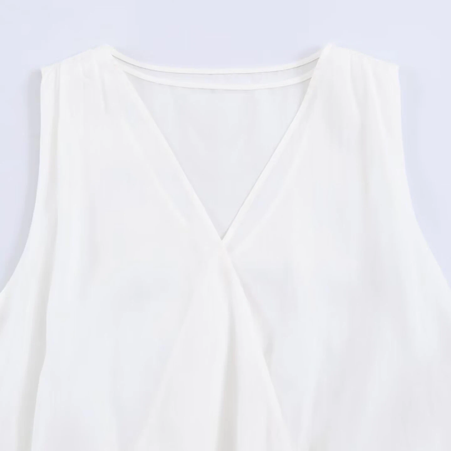 Casual Style Women's Shirt 2026 New Summer Collection V-Neck Sleeveless Short Cover up Top Versatile Fashionable Ladies' Blouse