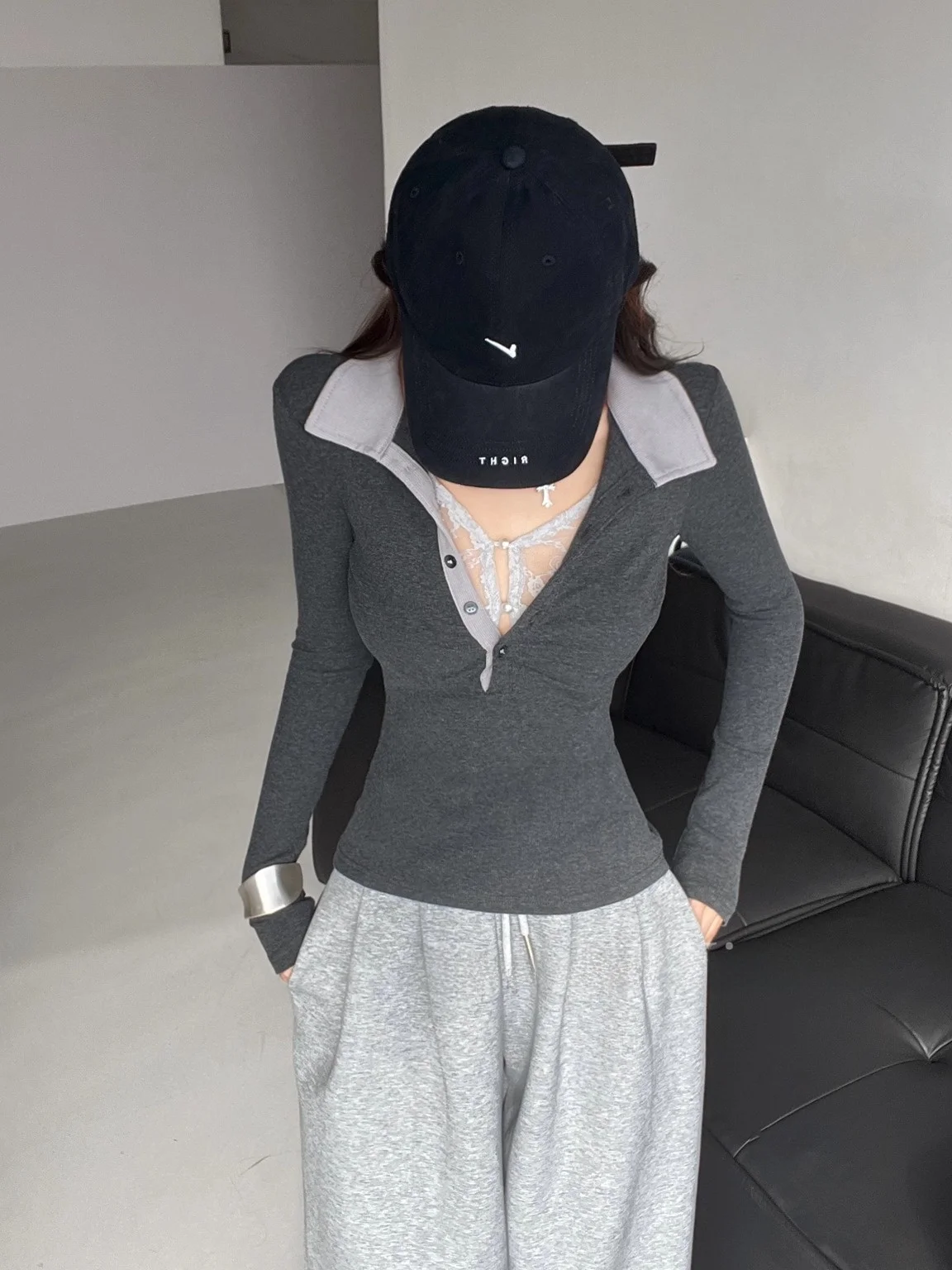 Haut femmes coupe ajustée longue Sve tricot T-shirt dentelle Patchwork faux deux pièces décontracté Sle coton mélange tissu