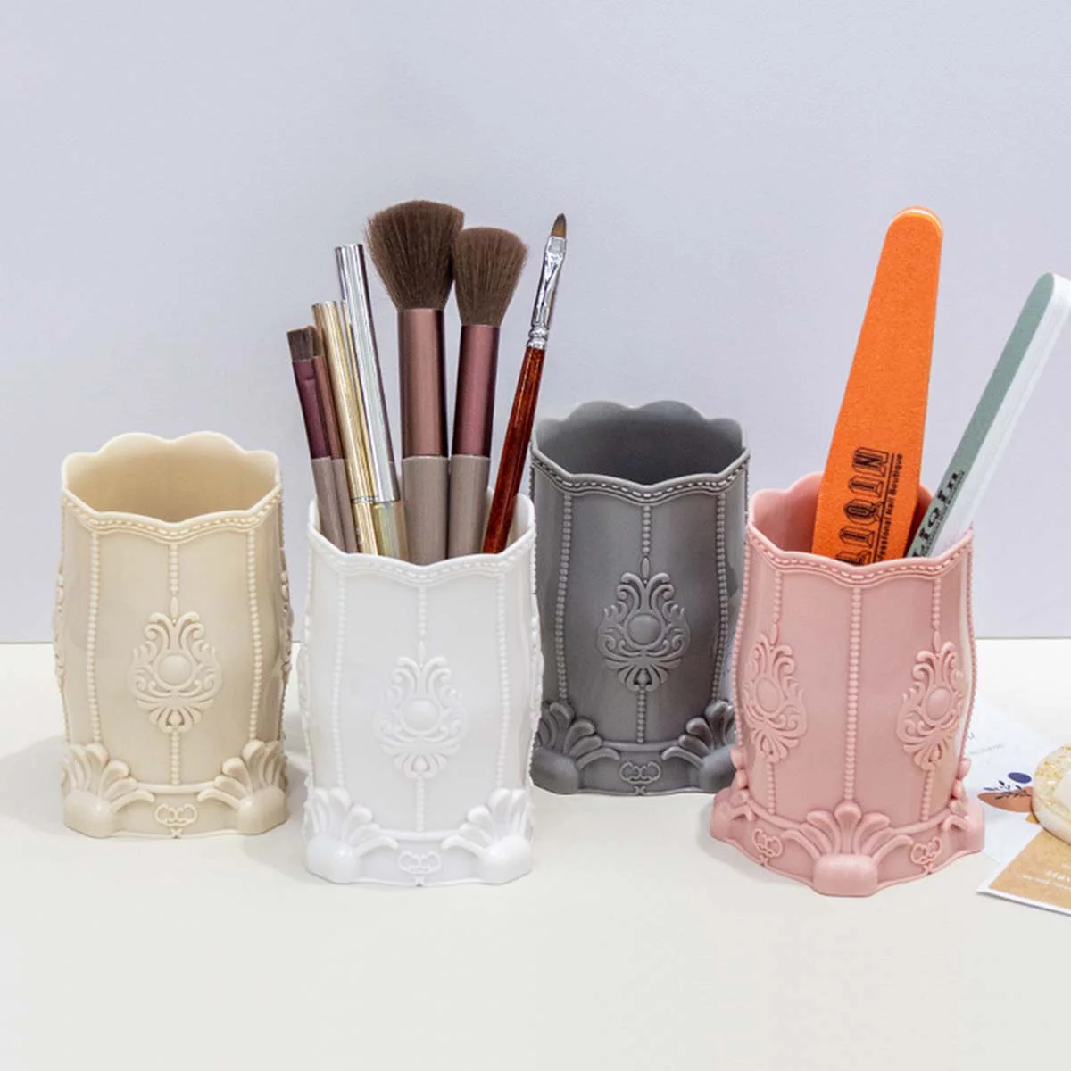 Soporte creativo para brochas de maquillaje/portalápices, caja de almacenamiento de escritorio a la moda, almacenamiento de escritorio para oficina, regalos perfectos para estudiantes, mujeres, hogar y escuela