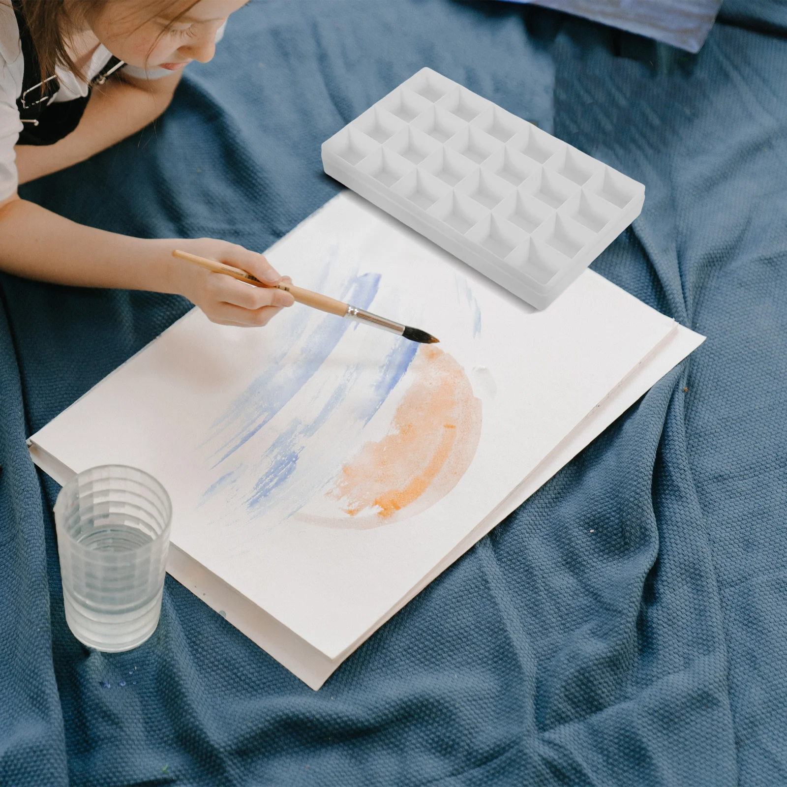 

Portable Paint Palette Soft Lid Durable Plastic Silicone Material Watercolor Gouache Acrylic Oil Painting Tray