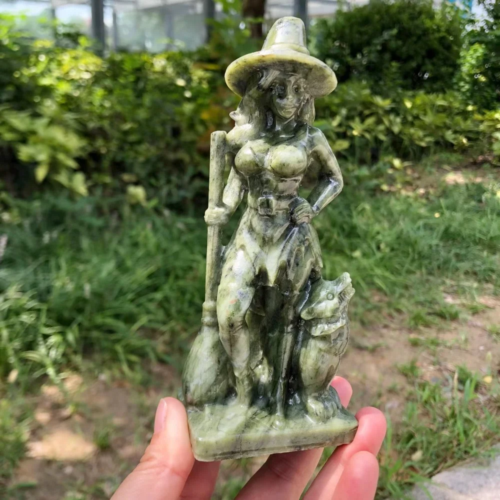 15cm Natural Mixed Crystal Witch With Broom Carving Statue Raven Wolf Halloween Altar Home Decor Crystal Ornament Wholesale