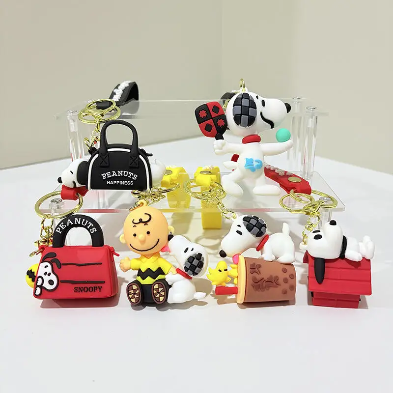 Cute Snoopy Plush Keychain Cartoon Ring Lovely Car Key Chain Couple Bag Pendant Soft Mini Doll Ornament Holiday Birthday Gift