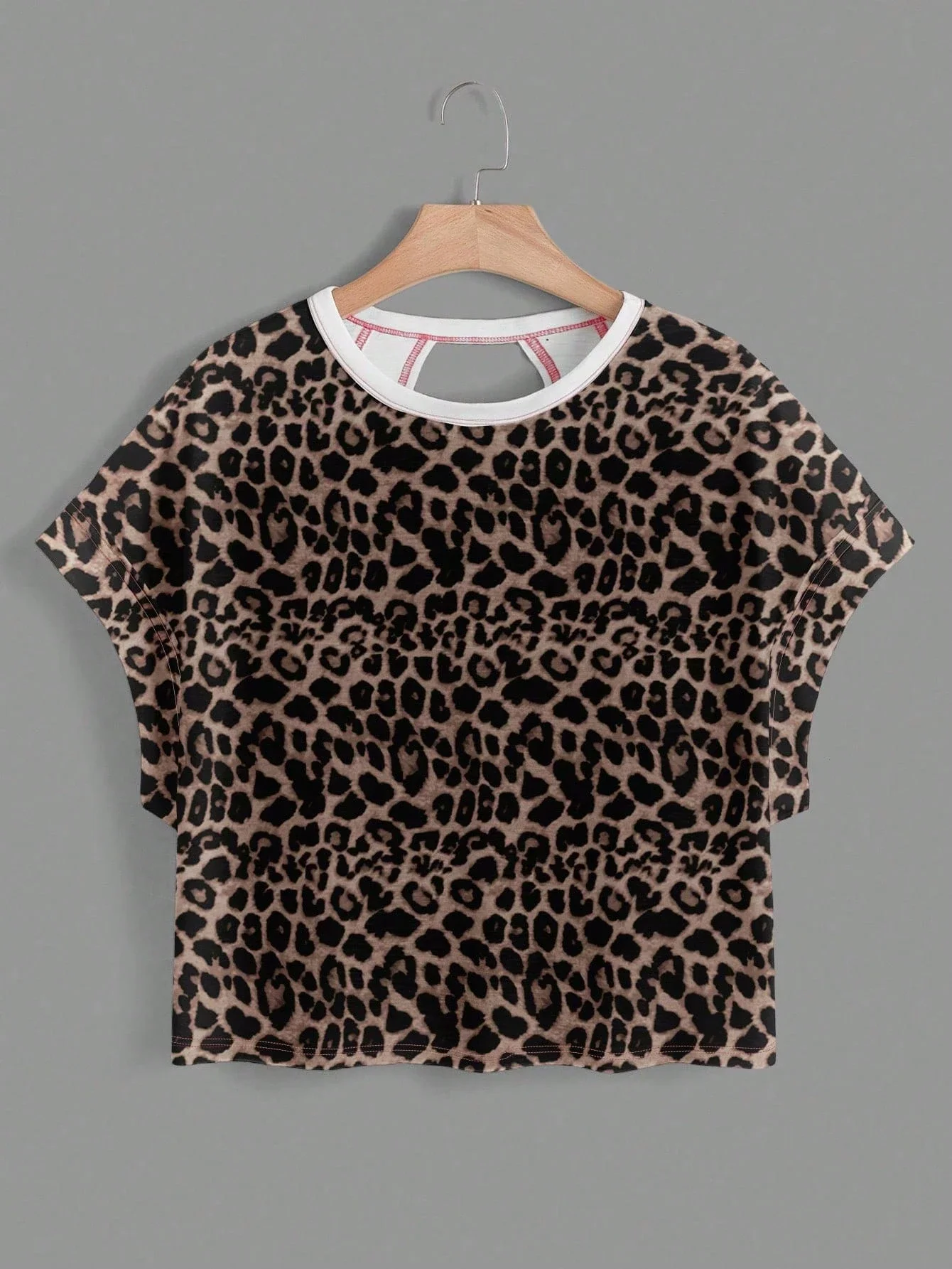 

Женская повседневная футболка с круглым вырезом, асимметричным подолом, свободного кроя, без рукавов, с леопардовым принтом