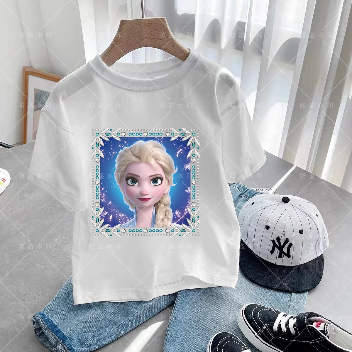 

Kawaii Anna Elsa Frozen T-shirt Girls Cartoon Top T-shirt Kids Girls Disney T-shirt Kids Short Sleeve Birthday party Kids wear