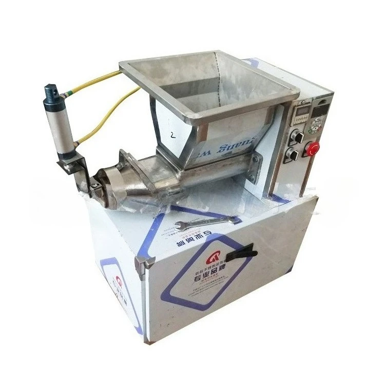 Pneumatic dough dispensing machine, noodle dispensing machine, quantitative dough slitting machine, dumpling house, bun shop, do
