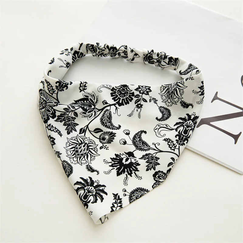 New Style Woman Tree branch Printing Bandanas Girls Triangle Head Scarf Lady High Elasticity Hair Scarf Hair Accessories Turban