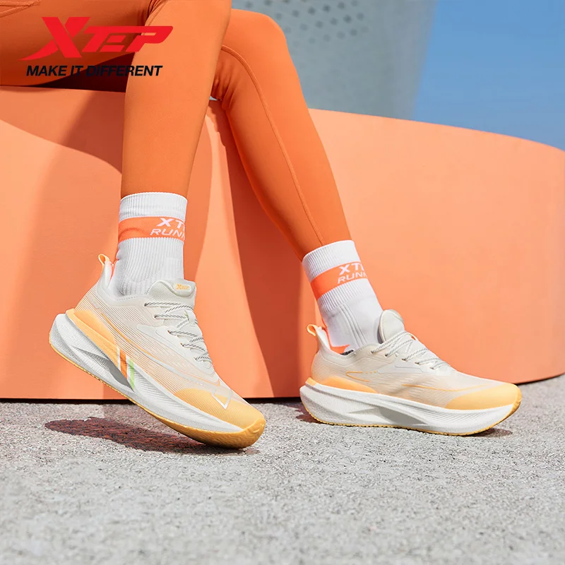 

Xtep 2000 км 2,0 кроссовки для женщин амортизирующие мягкие беговые ударопрочные кроссовки на воздушной подушке из материала ETPU 876418110048