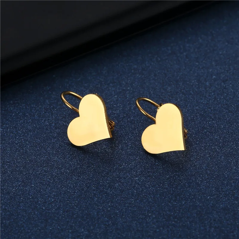 Heart Clip Earrings for Women Charm Creative Simple C Ear Cuff Non-Piercing Ear Ear Clip Set Trend Jewelry Gift EZ47