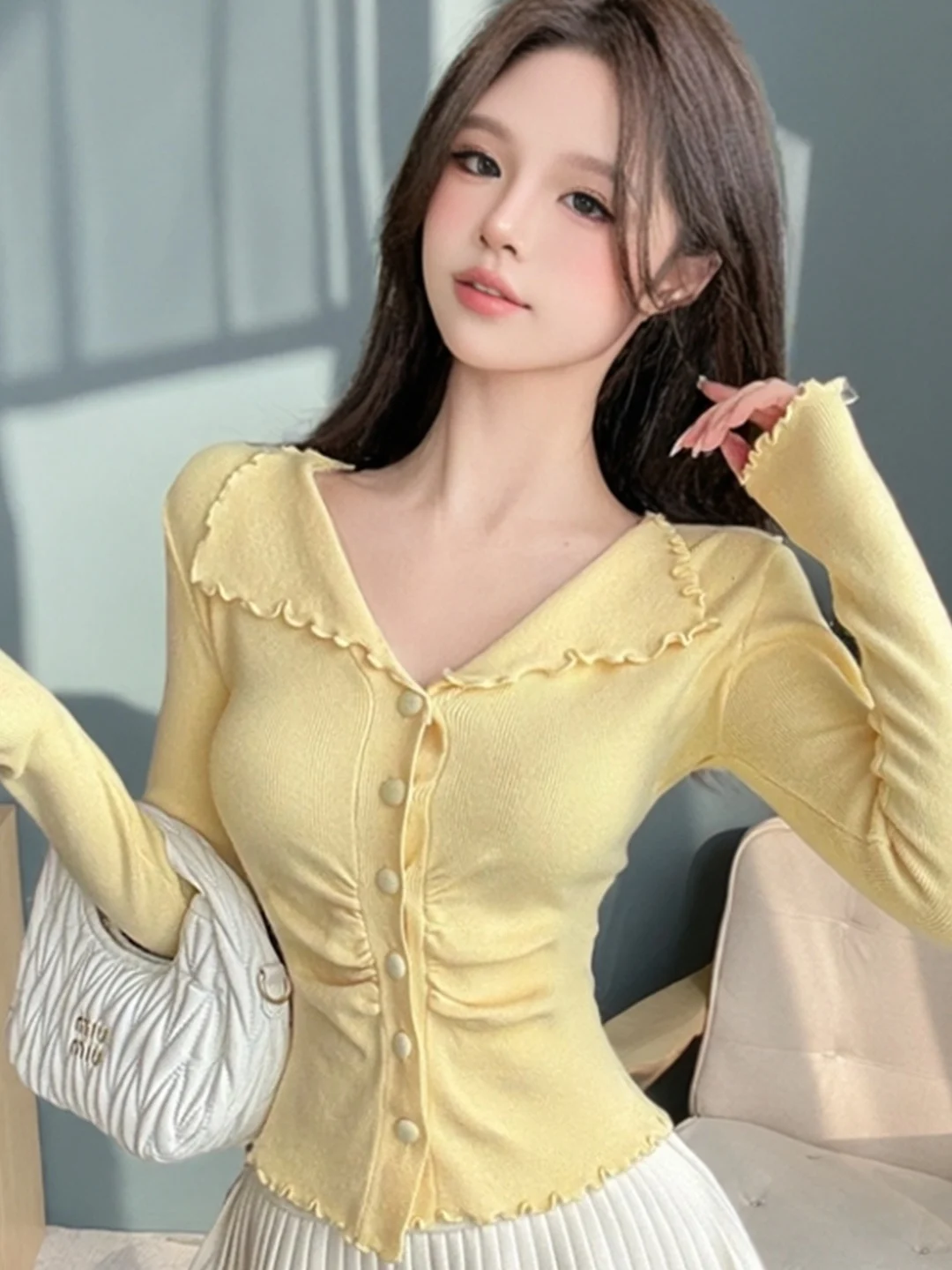

Retro Lapel Long Sleeve Knitted Slim Fit Sweater Autumn Winter New Style Pleated Cardigan Women's Fashion Breathable Polyeste...