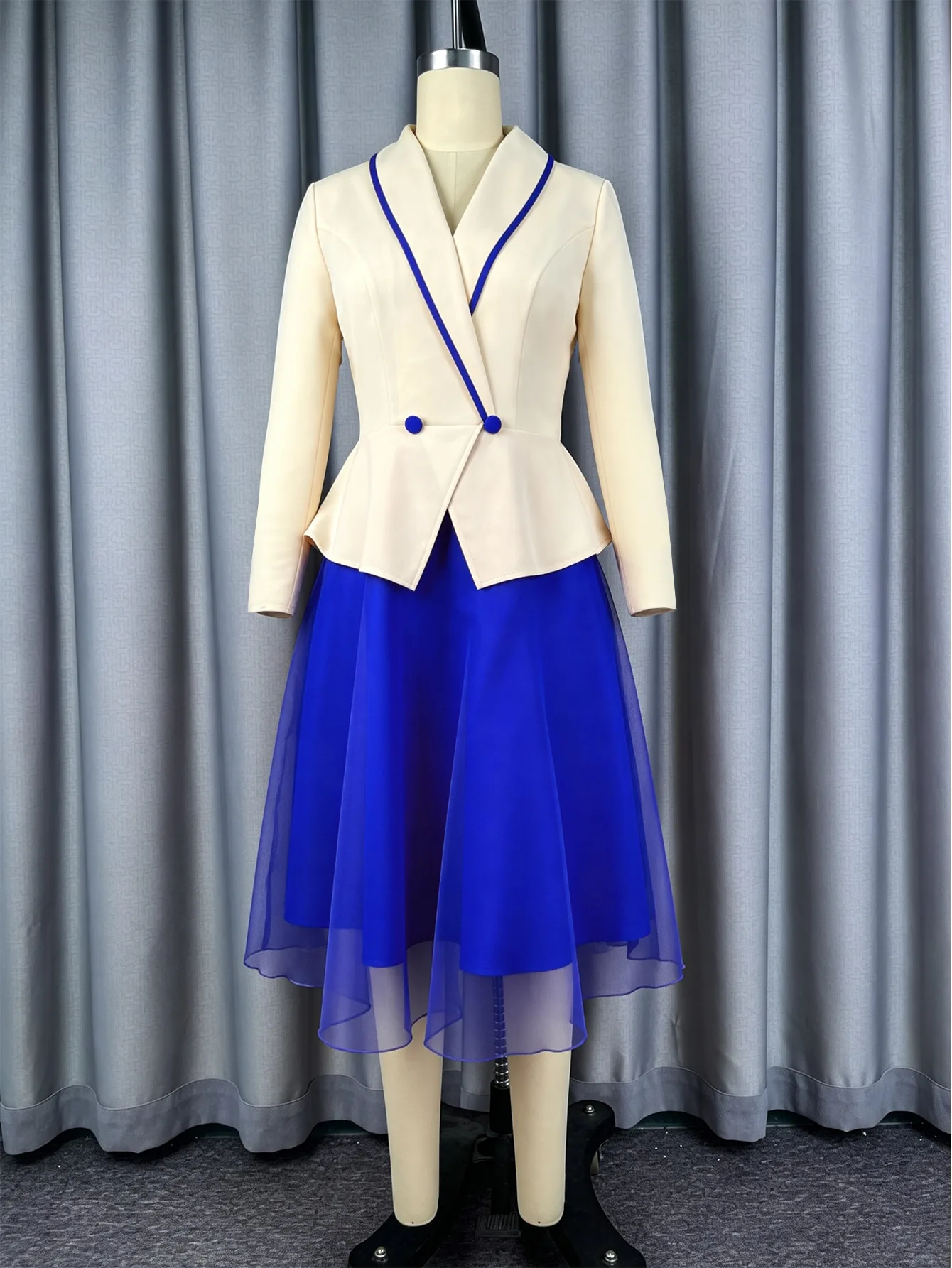 New V-neck Color-blocked Long-sleeve Women Dress With Three-dimensional Floral Ruffles, Slim Fit, Bodycon, Suitable Office Lady