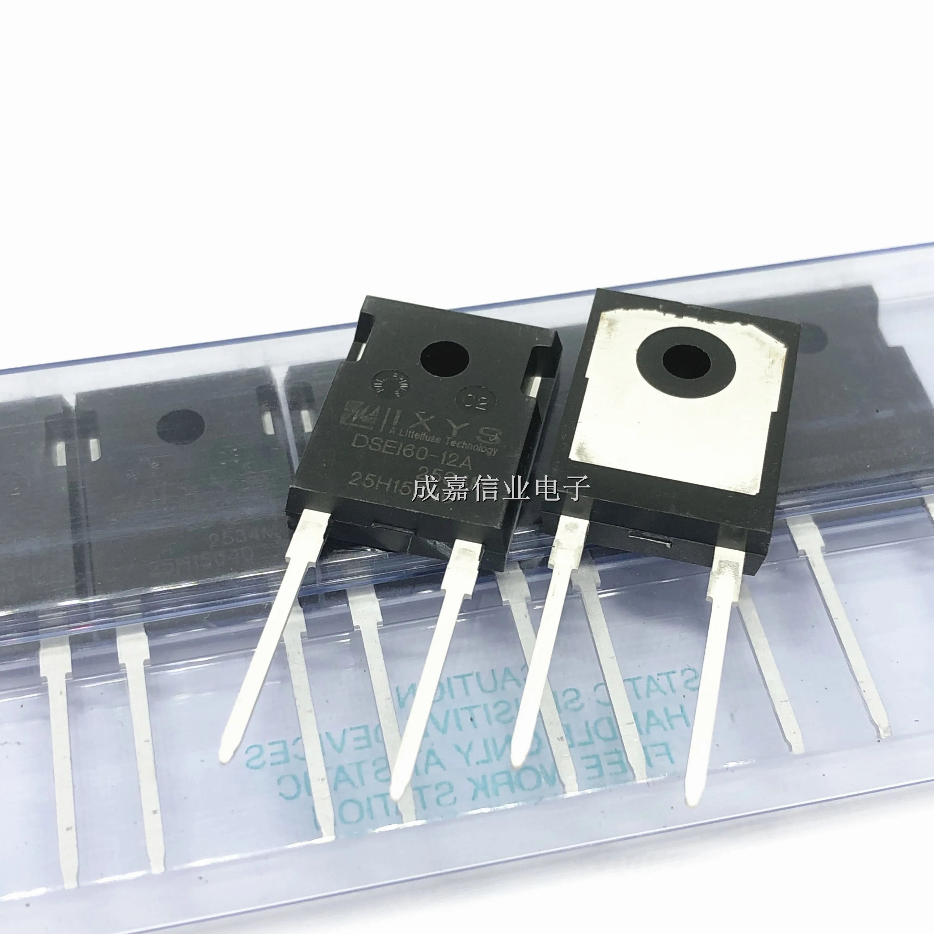 

10 шт./лот DSEI60-12A TO-247-2 Выпрямители 1200 В 52 А 189 Вт Рабочая температура:- 40 C-+ 150 C