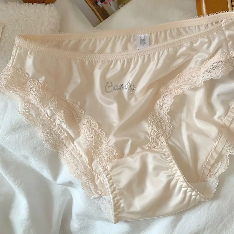 

Girls Miya French Diamond Decorated Letter Satin Panties Women's Waist Pack Hip Winter Comfort Thin Triangle Panties Women 2024