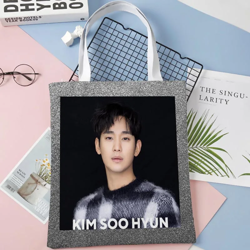 Nuovo arrivo Kim Soo Hyun POP Borsa pieghevole Shopping Bag Riutilizzabile Eco Large Borsa a tracolla in tessuto di tela unisex Tote 0414