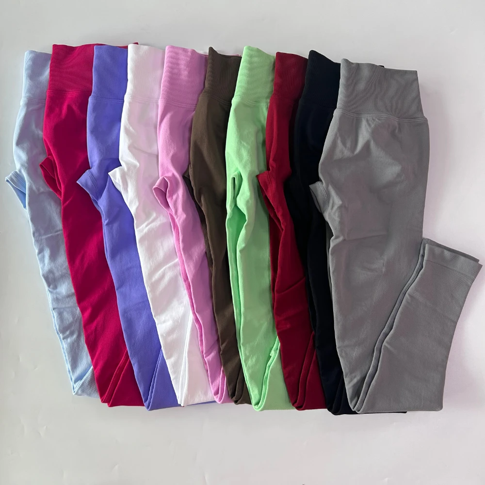 Damen Yoga-Leggings mit V-Rücken und Hoher Taille, Nahtlose Fitnesshose, Hochelastische Booty-Scrunch-Bum-Leggings, Gym-Workout-Tights, Sportbekleidung – Detail 7
