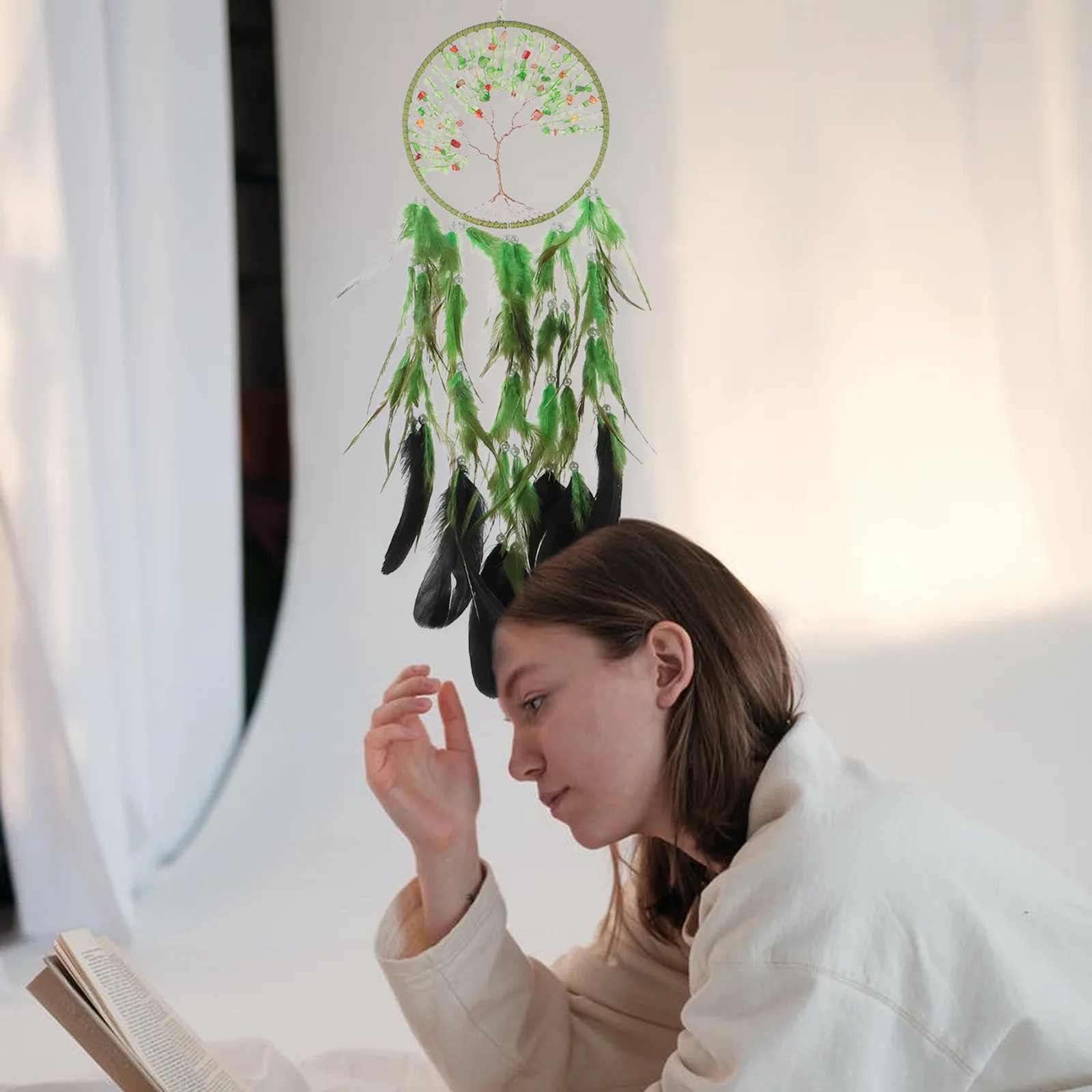 

1Pcs Dream Catcher Elegant Crystal Plume Dreamcatcher Hanging Decoration for Bedroom Living Room Unique Bohemian Style Wall