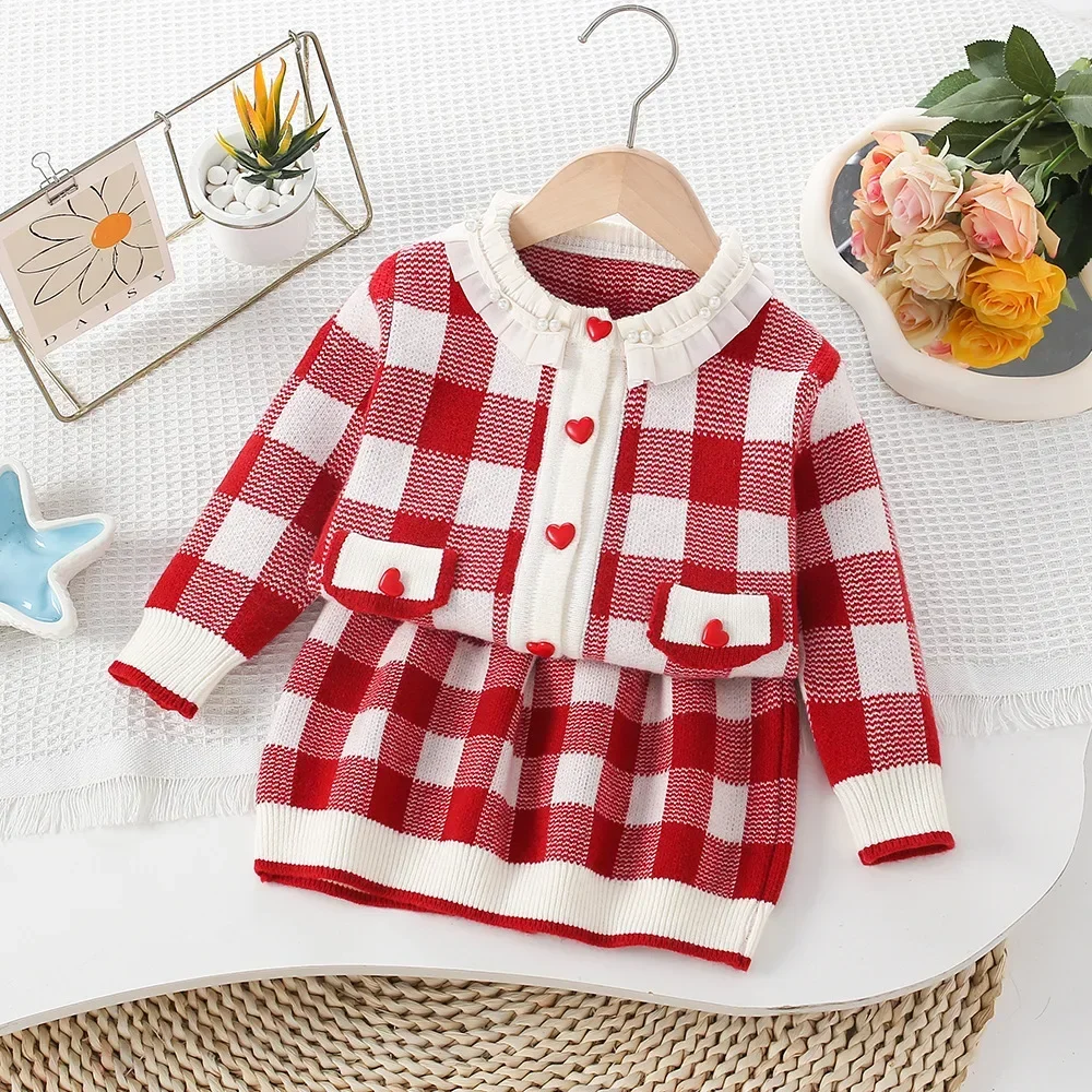 

Рождественский детский комплект свитера для девочек, красный клетчатый вязаный наряд, праздничный осенне-зимний модный костюм из двух предметов для малышей