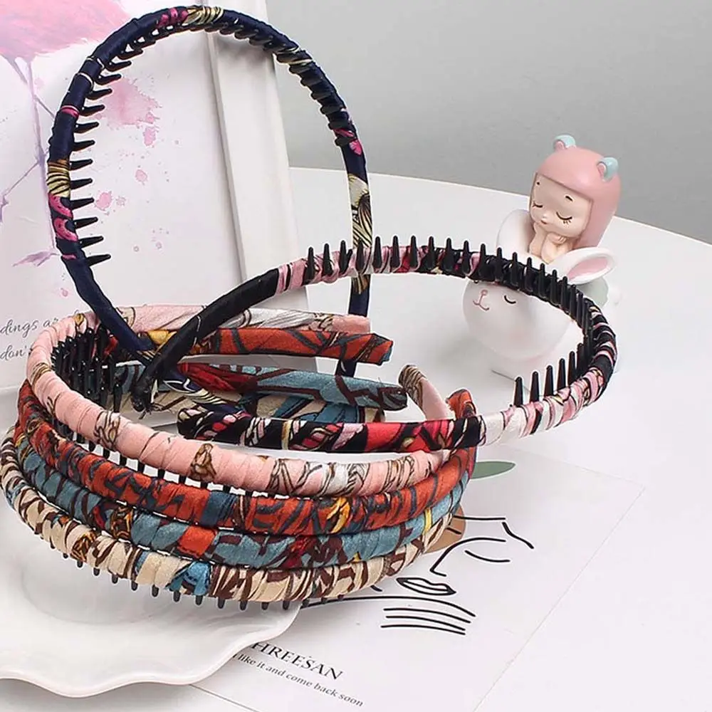 أنيقة حلوة غير قابلة للانزلاق للفتيات أغطية الرأس غسل الوجه مسننة عقال النساء الشعر هوب البلاستيك الكورية نمط العصابات الشعر