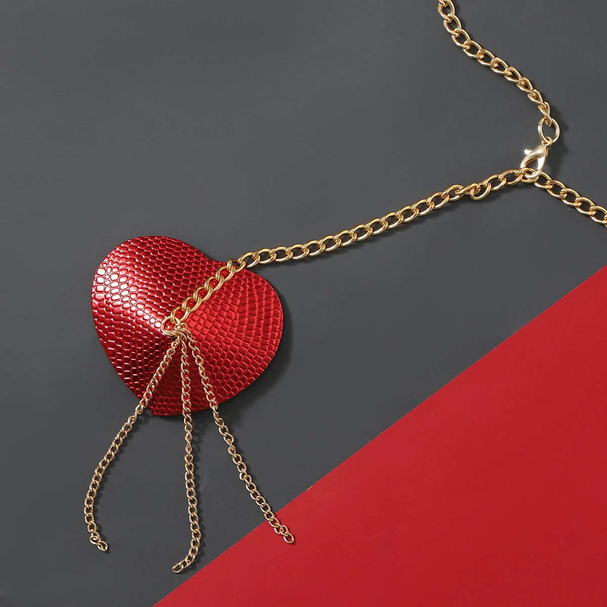 Sexy New Women 1 Pair Red Heart Tassel Nipple Cover Reusable Metal Chain Linked With Choker Breast Pasties Body Jewelry Chain