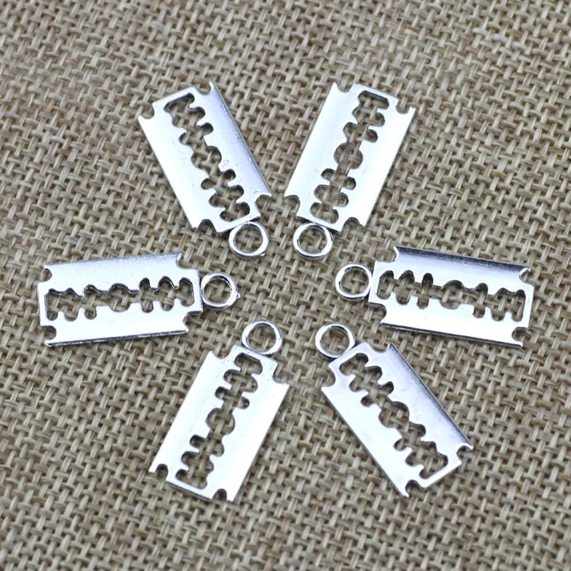 30pcs/Lot 25x17mm Razor Blade Charms Antique Silver Color Pendants for DIY Jewelry Making Charm