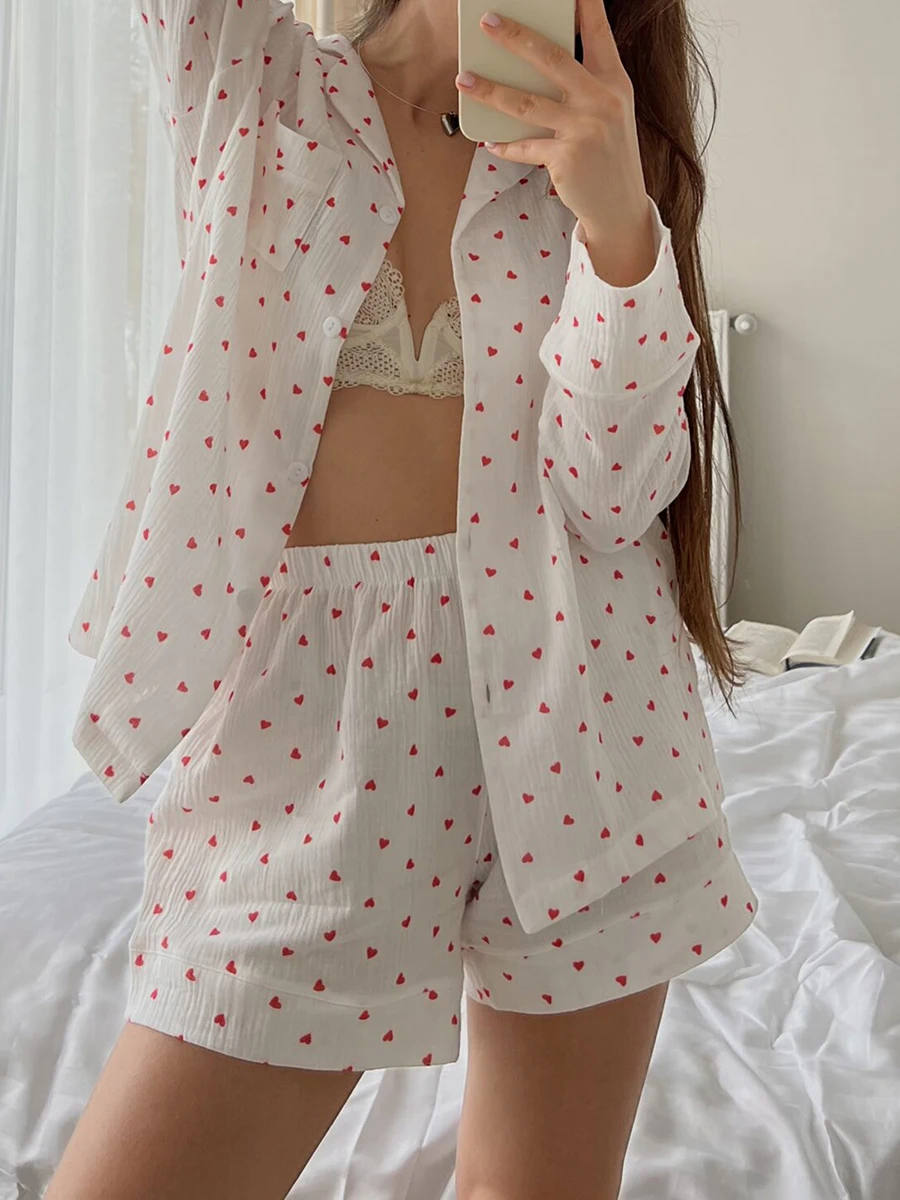 Women’s 2 Piece Pajamas Sets Sweet Heart Print Long Sleeve Lapel Button Up Shirt + Loose Shorts Set Female Casual Loungewear