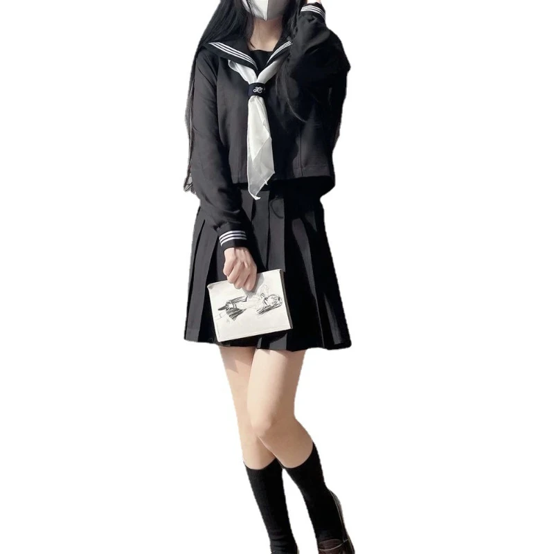Übergrößen Japanische JK-Uniform auf Lager: Klassischer schwarzer dreifach gestreifter Matrosenanzug mit langen und kurzen Ärmeln im authentischen Preppy-Campus-Stil
