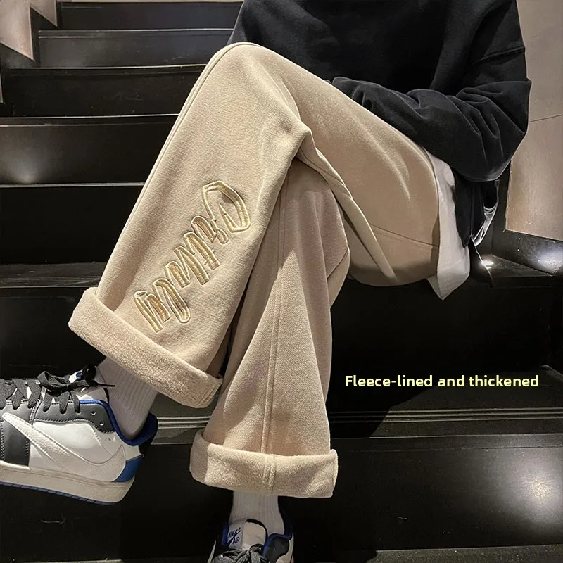 

Men's Winter Thiened Fce Lined Sweatpants American Retro Embroidery Sports Pants Straight Loose Casual Long Trousers