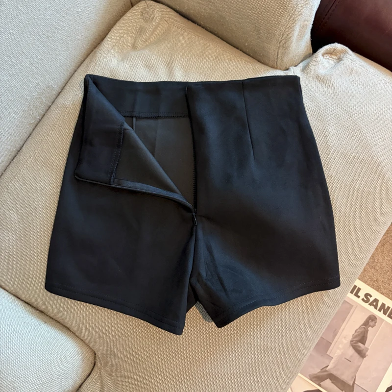 Solid Color 2026 Autumn and Winter New Minimalist High Waist Holiday Shorts Femininity Versatile Casual Fashion Short Pants