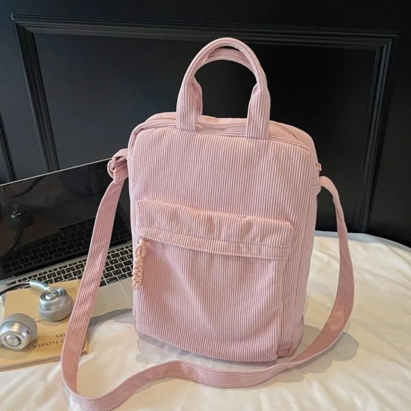 

Luxury Women's Messenger Bag With Minimalist Unique Letter Logo Design For Trendy Casual Outfits And Large Capacity