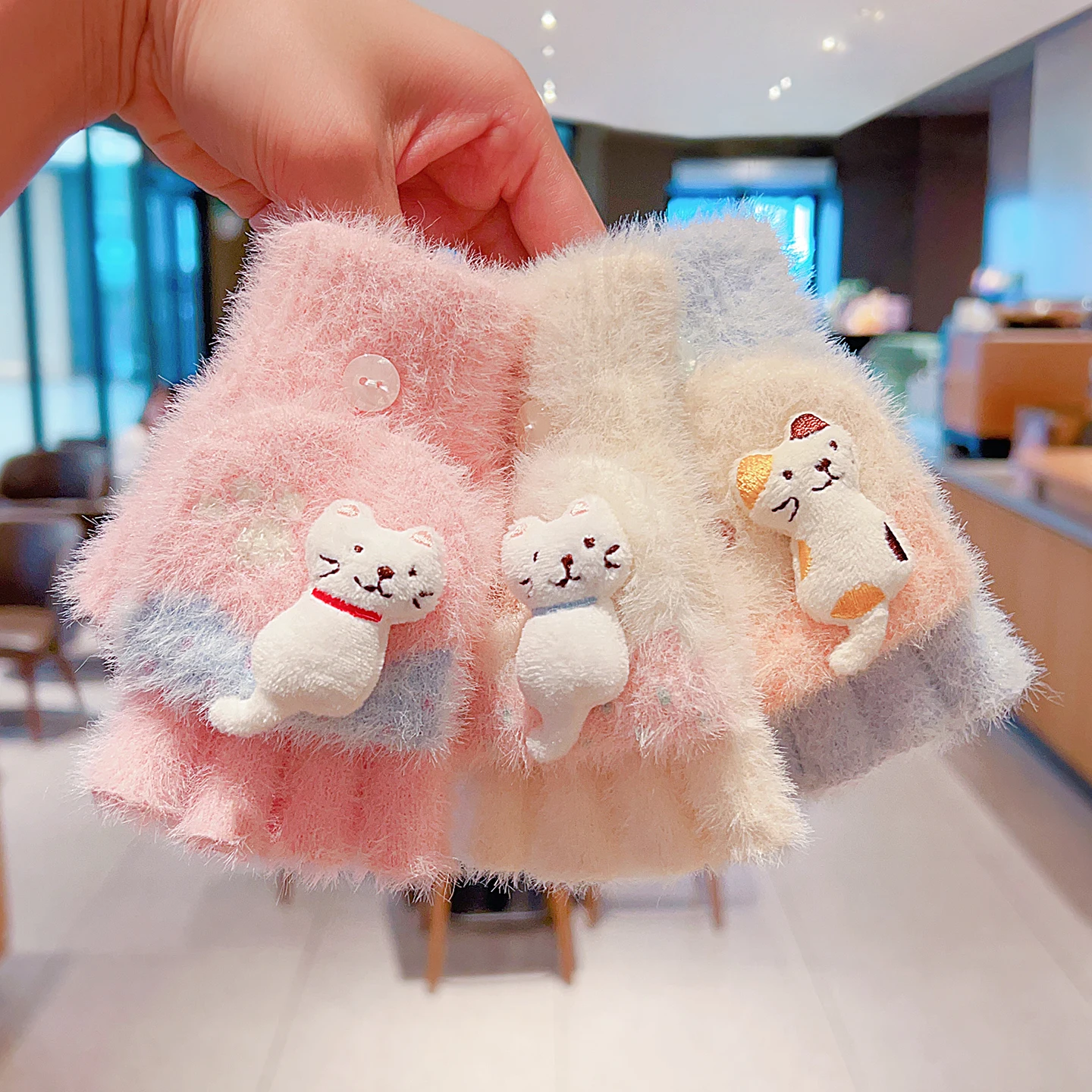 4-7Y Girls Winter 2 in 1 Convertible Flip Gloves Cute 3D Cat Decor Knitted Plush Gloves Kids Paw Print Windproof Thermal Mittens