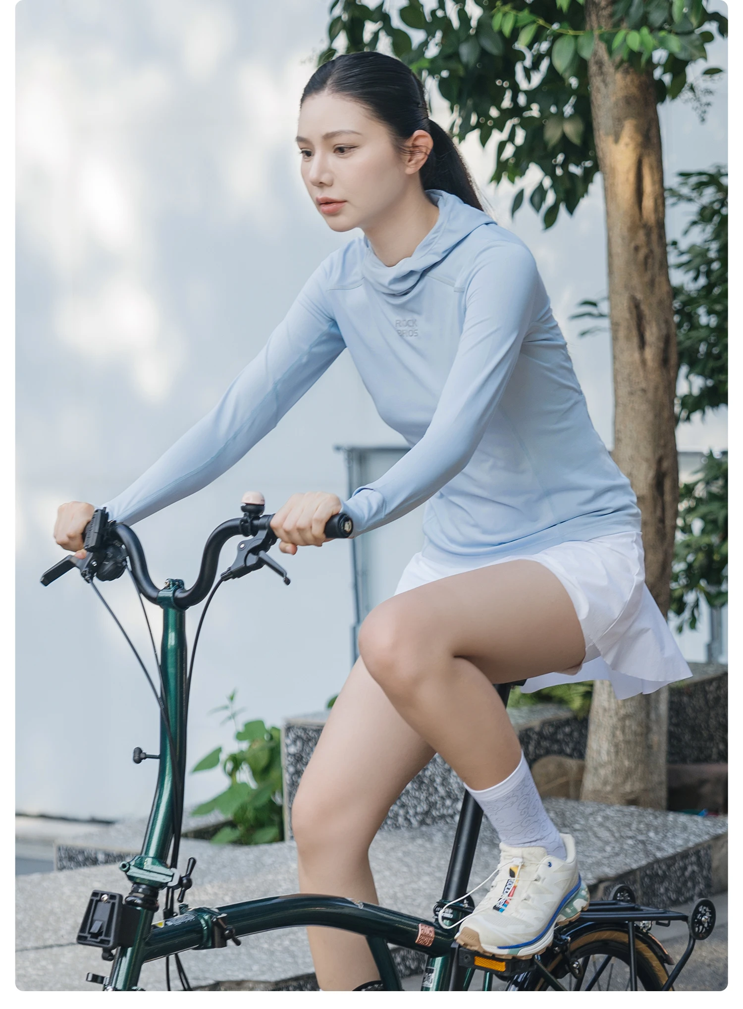 ROCKBROS Kapuzen-Sweatshirt mit langen Ärmeln, atmungsaktiv, sonnenschützend, für Fitnessstudio und Sport, aus umweltfreundlichem Stoff, schnelltrocknend, Fahrradbekleidung. – Detail 18