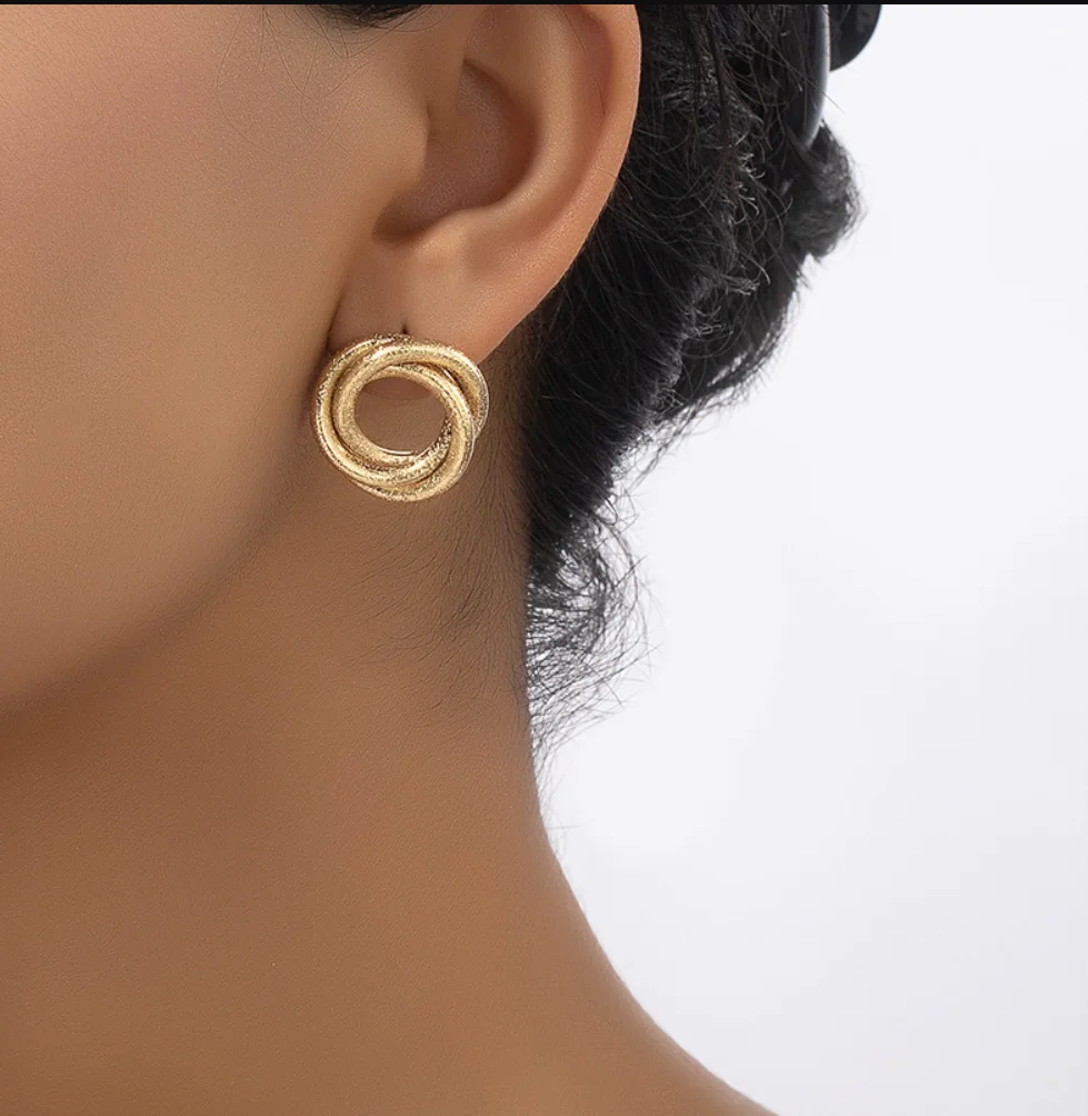 1 Pair Ear Studs Jewelry DIY Accessory Gifts Classic Trendy Gold Color Circle Fried Dough Twist Earring For Women