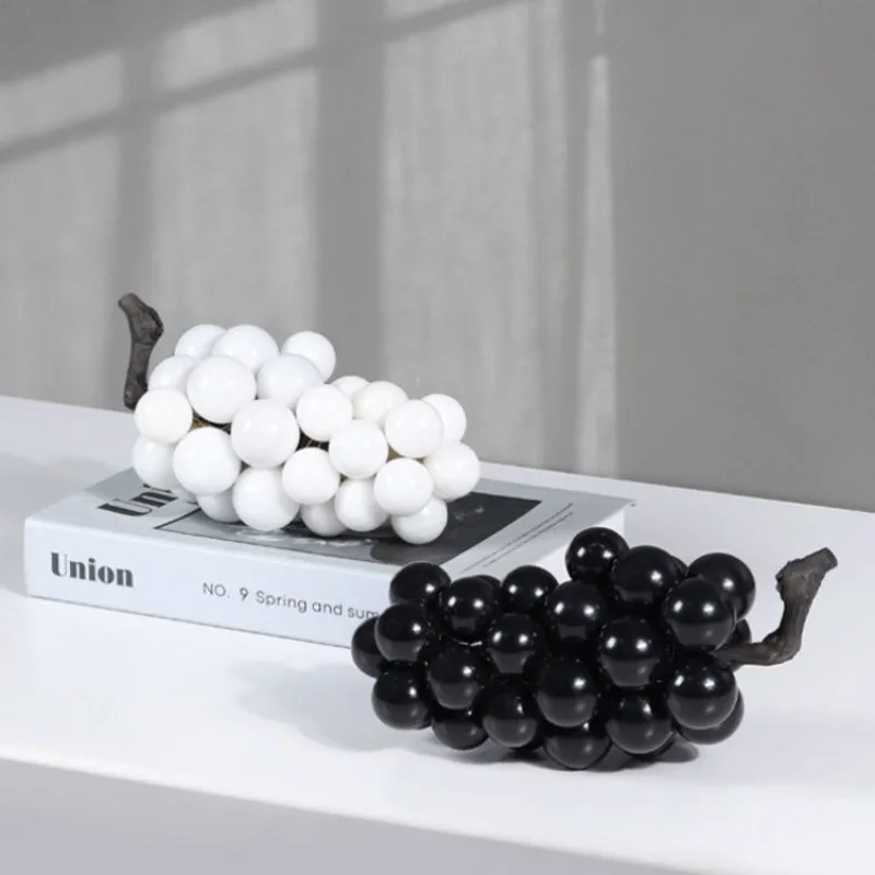 Modern Biomimetic Grape Skewer Sculpture, Desk Decoration, Grape Fruit Imitation Sculpture, Room Aesthetic Decoration