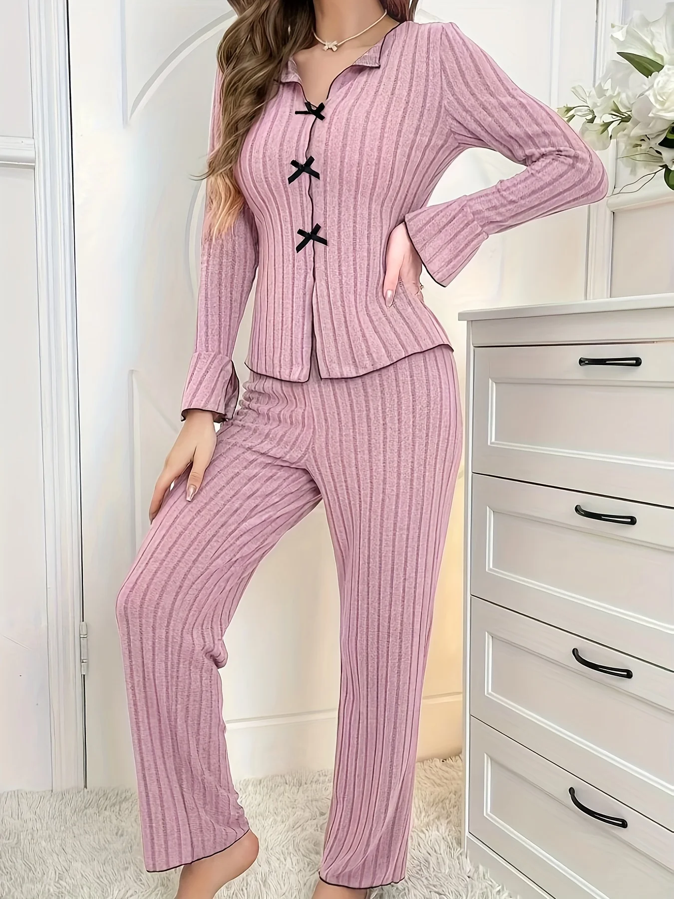 2-delige dames herfst en winter pure kleur elegante strik dames eenvoudige broek met lange mouwen pyjamaset