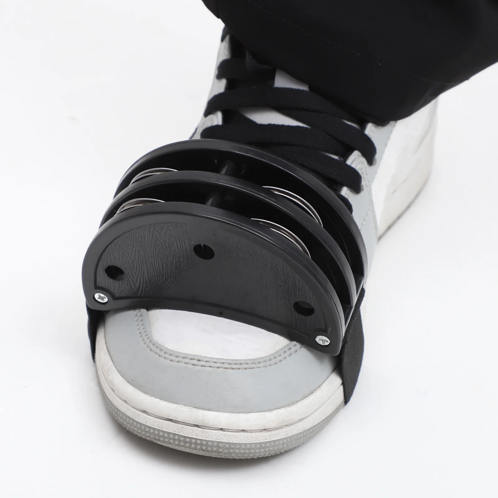 

2Pcs Shoe Tambourine Foot Percussion Accessory Creative Design for Musicians Lasting Performance Tambourines for Church Music