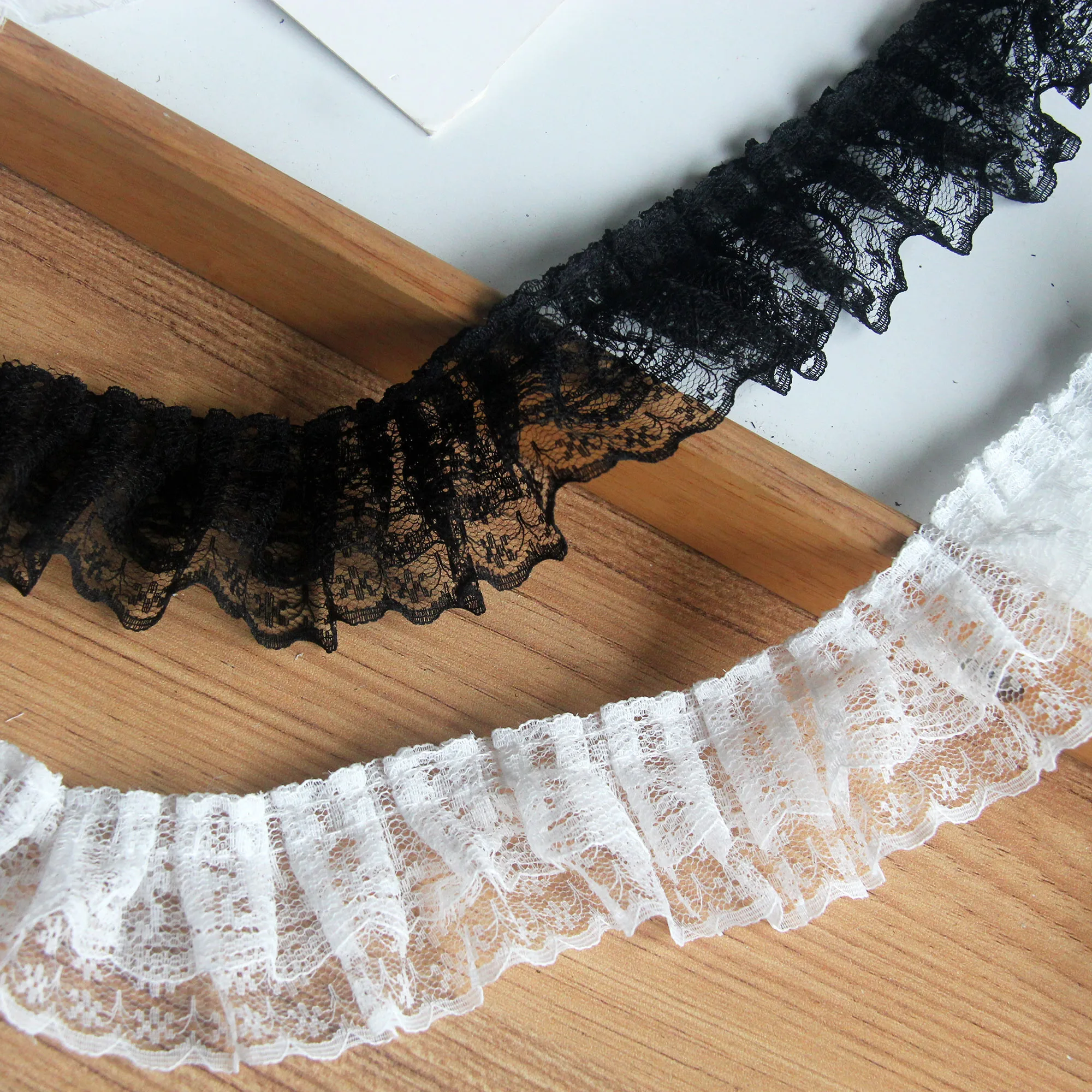 Double Layered Pleated Mesh Embroidery Lace Skirt Edge Decoration Black and White DIY Accessories 4.5cm