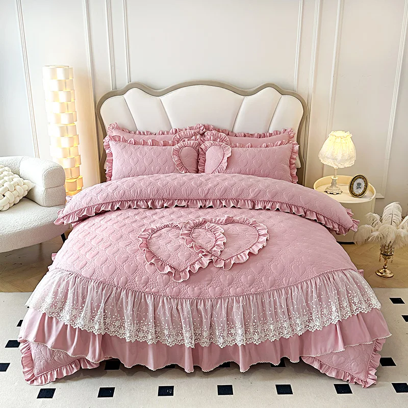 Pink White Korean Princess Style Bedding Set 200x230cm/220x240cm Lace Ruffles Love Quilted Duvet Cover Set Bed Sheet Pillowcases