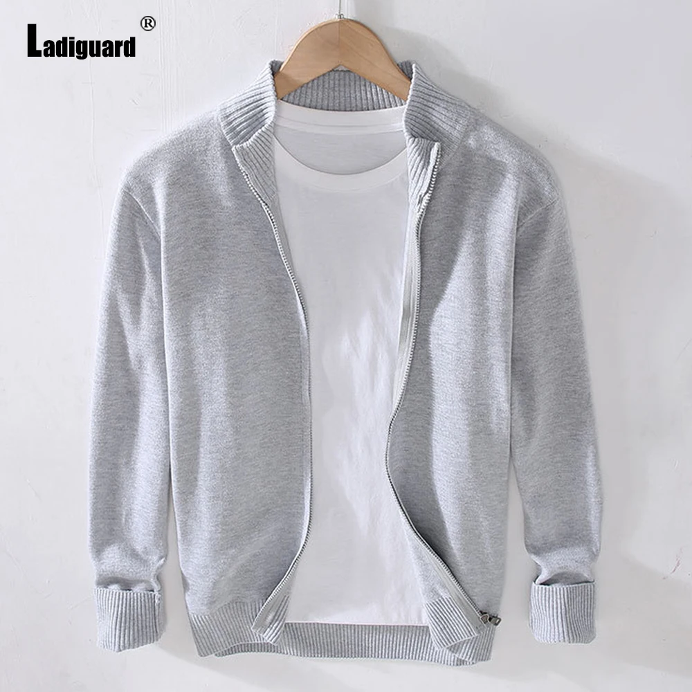 

2024 New Knitting Sweaters Grey Soft Warm Jumpers Plus Size Mens Basic Top Cardigans Minimalist Fashion Zipper Pocket Sweater