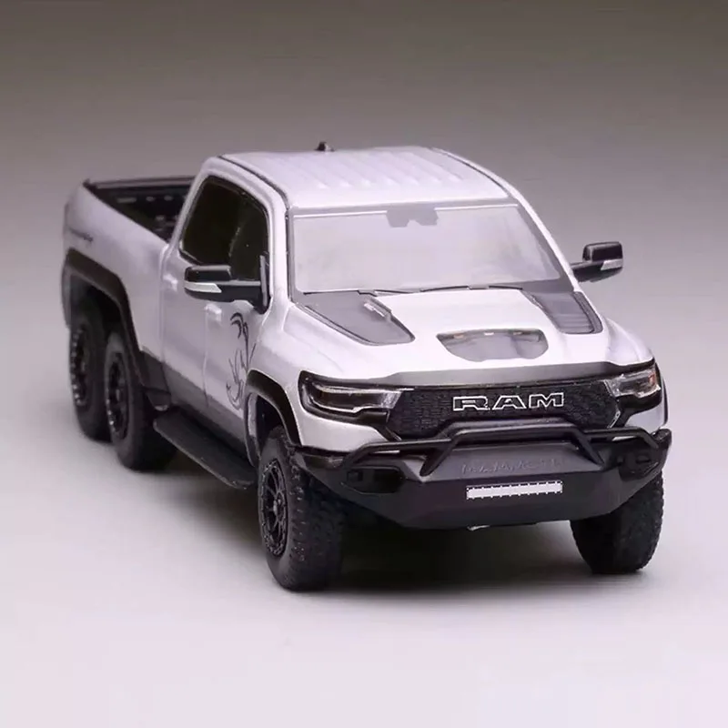 596 Model Diecast Alloy 1:64 Scale Ram TRX 6*6/2005 Impala Car Model Collection Display Toy Gifts Souvenirs