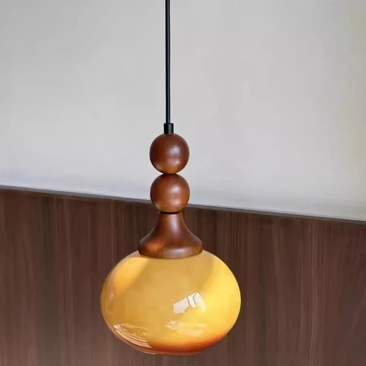 

Medieval Nanyang wind bedside small chandelier French retro designer single head solid wood entrance bedroom bar chandelier