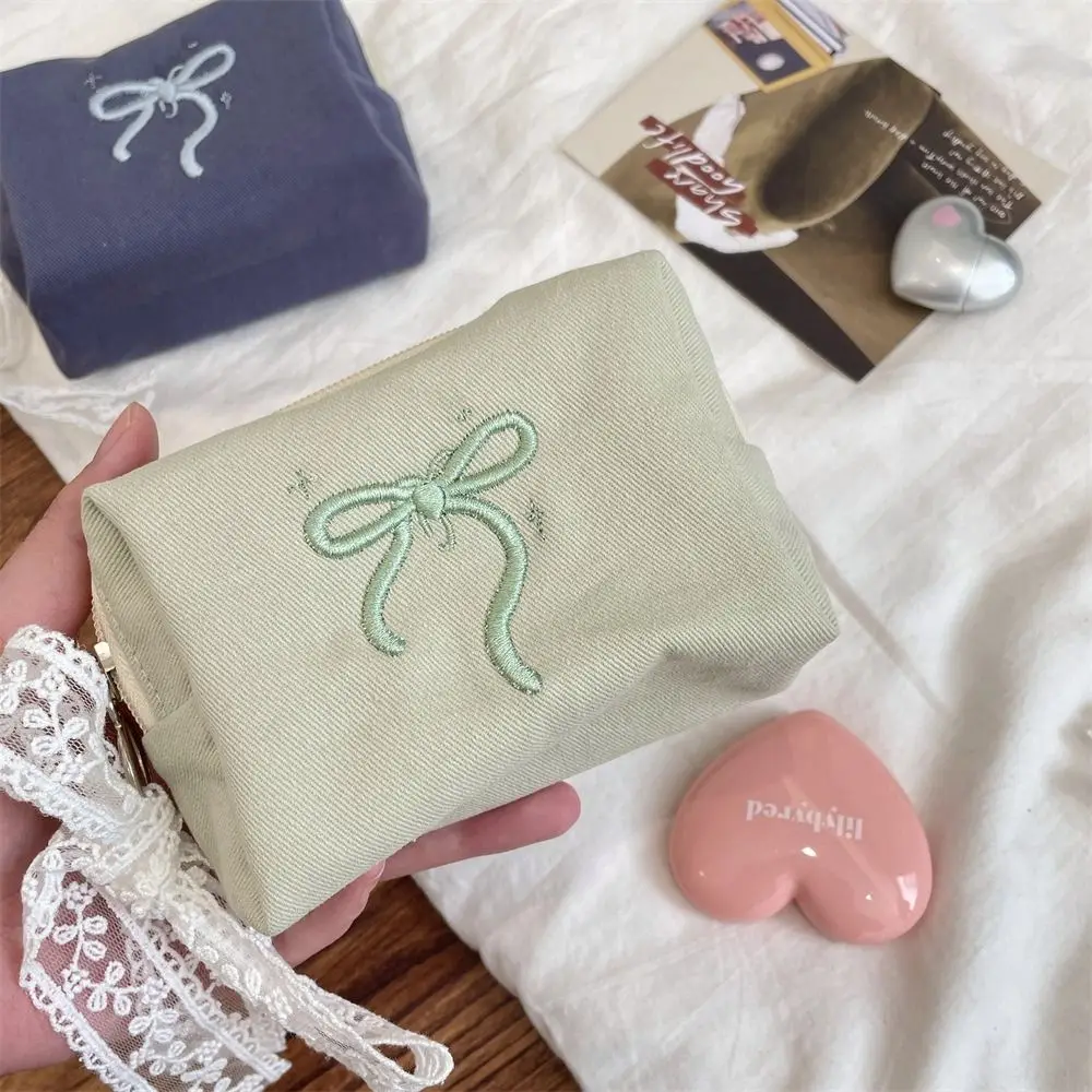 

Portable Bow Coin Purse with Lace Ribbon Korean Style Sanitary Napkin Storage Bag Bowknot Lightweight Cute Zero Wallet Student