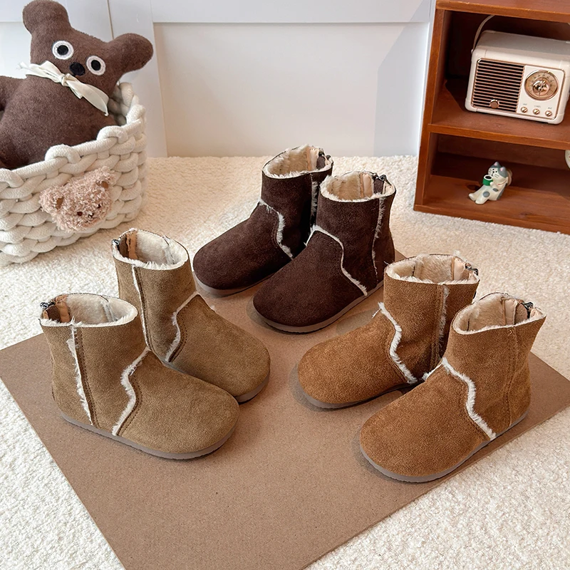 الشتاء الفتيات حذاء من الجلد غير رسمي 2025 في الهواء الطلق الصغار بسيط الاطفال موضة أفخم الأحذية الدافئة فروي شعر الأطفال الأحذية القطنية