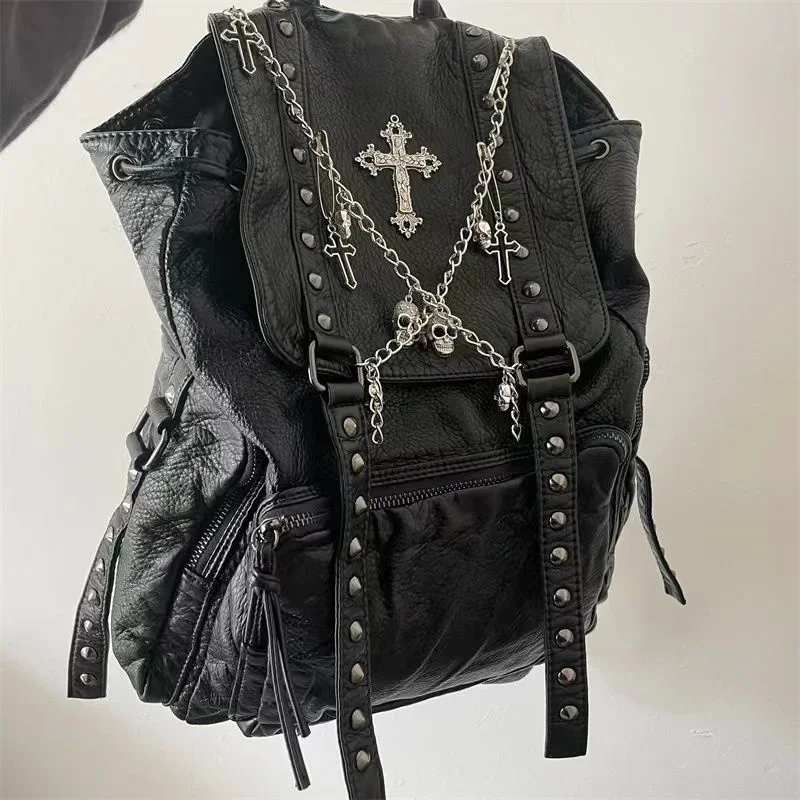 

Y2K Millennium Spicy Girls Soft Leather Subculture Backpack Dark Skull Cross Chain Commuter Backpack