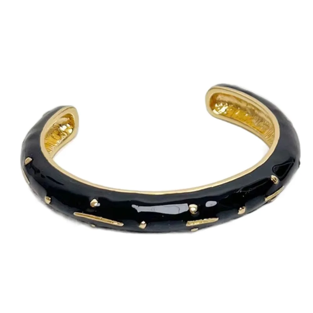 

Fashion Enamel Woman Cuff Bracelet Classic Elegant Retro Opening Bangle Vintage Minimalist Women's Hand Bracelet Jewelry