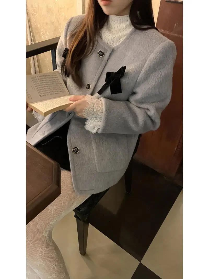 Round Neck Coat With Bow Button Design, Sweet And Cute Women'S Autumn And Winter Fashion New Small Fragrance Style Coat