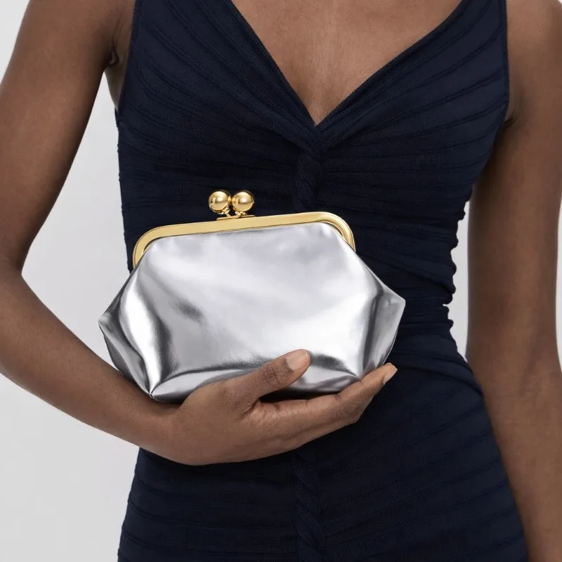 2026 Runway Mini Silver Kiss Lock Clip Bag Retro Shell Handbag Women Fashion Shoulder Crossbody Top Handle Bag