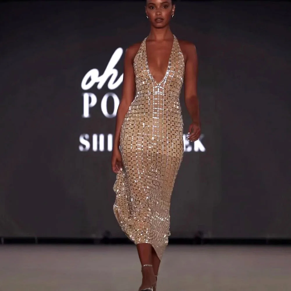 

Sexy Women Dresses Elegant Halter Open-back Sleeveless Glaring Fashion Banquet Gowns Eye-catching Formal Evening Party Dresses