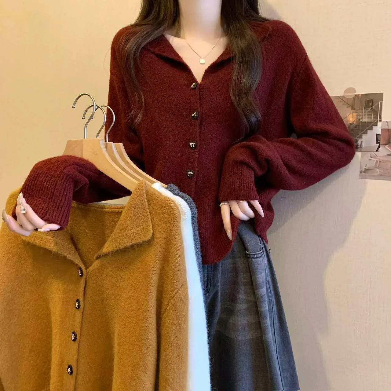 

Винно-красный вязаный кардиган в стиле Харадзюку для женщин, весенний, с отложным воротником, свободный, облегающий свитер, нишевый, теплый, удобный, базовый топ