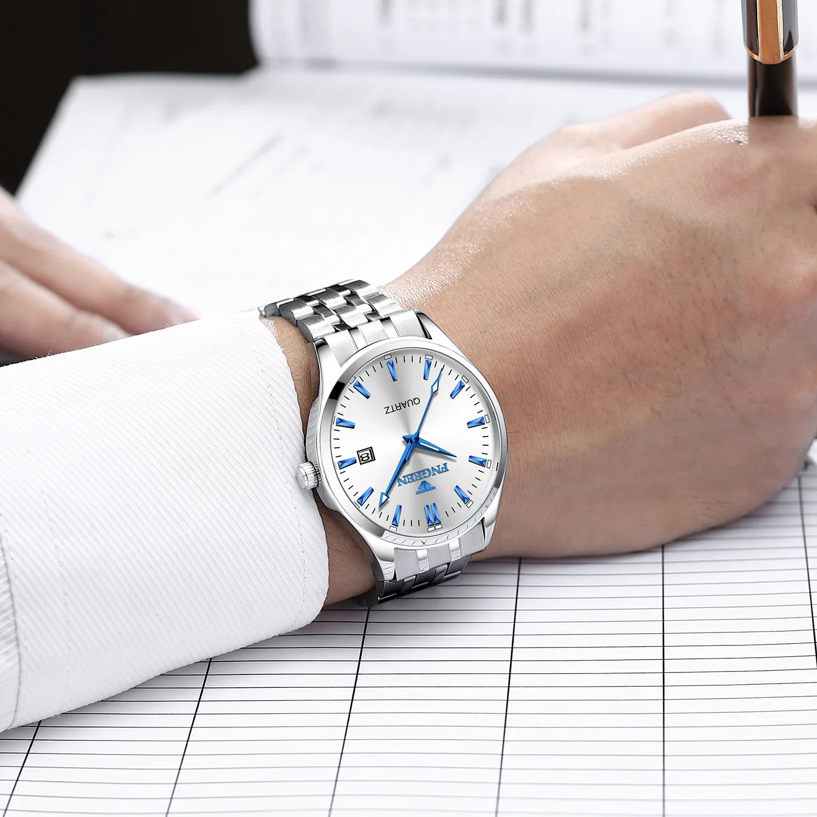 Black Steel Calendar Fashion Trend Men's Watch Student Analog Quartz Clock Black Calendar Net Red Slim Waterproof Men's Watch