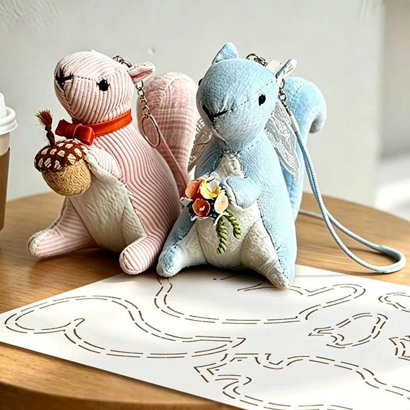 YOMDID 1pc Small Squirrel Pendant Sewing Template DIY Squirrel Pattern Quilting Template Handmade DIY Tracing Cutting Tool